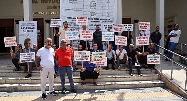 Dolmuşçular, güzergahlarına minibüs eklenmesini protesto etti