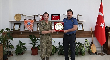 Emniyet Müdürü Gökce, Albay Tarık Çetin'i Ağırladı