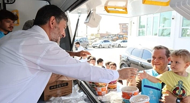 Hatay İl Müftülüğü'nden Aşure İkramı