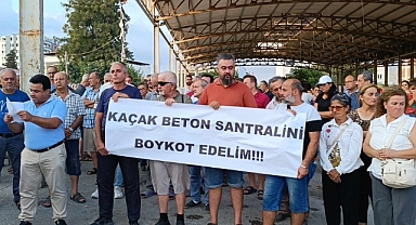 Mahalle Sakinleri, Beton Santralini Boykot Etti