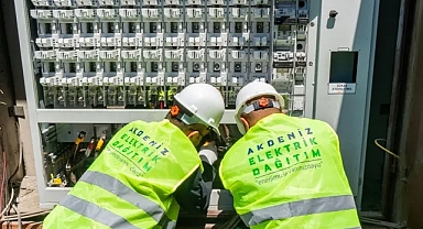 Rekor Sıcaklıklarda Kesintisiz Enerji Sağlıyor