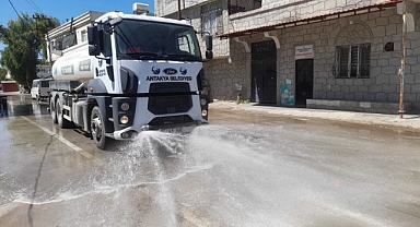 Şehir Genelinde Temizlik Çalışmaları Sürüyor