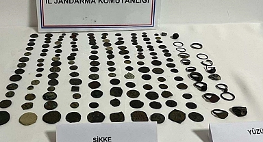 147 sikke, 17 yüzük ve el yazması kitap ele geçirildi