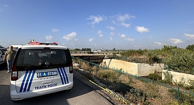 Atık su kanalına düşen motosikletteki 2 kişi öldü