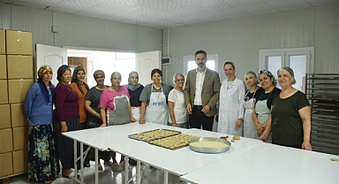 Başkan Üstün, Emekçi Kadınları Ziyaret Etti