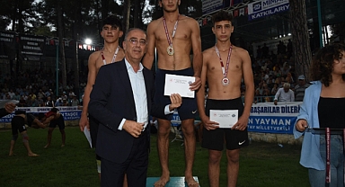 BAŞKAN YAPAR, 22. GELENEKSEL YAYLADAĞI KÜLTÜR, SANAT VE ABA GÜREŞİ FESTİVALİ’NE KATILDI
