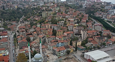 DEPREM RİSKLİ BİNALAR DÖNÜŞTÜRÜLÜYOR
