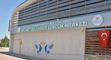 DEPREMDE HAYATINI KAYBETMİŞTİ İSMİ GENÇLİK MERKEZİNE VERİLDİ