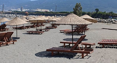 HATAY'A KAZANDIRILAN YENİ PLAJ ÇALIŞMALARI SONA YAKLAŞIYOR