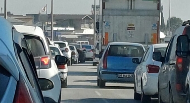 HATAY’DA ARAÇ SAYISI SEL OLDU TAŞTI!