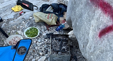 Ormanlık alanda mangal ateşi yakan 2 kişiye para cezası verildi
