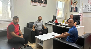 ŞAMPİYONLARDAN MÜDÜR ZÜMRE'YE ZİYARET