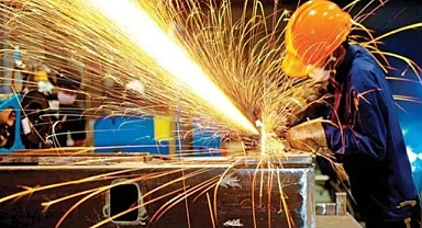 Sanayi Üretimi Yıllık %4,7 Azaldı