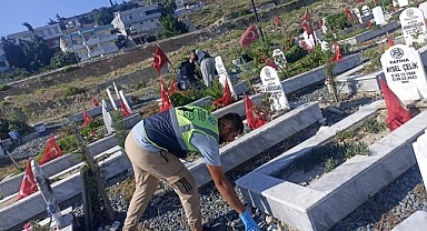 Tüm Mezarlıklarda Kapsamlı Çalışmalar Devam Ediyor