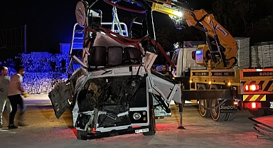 Uçurumdan düşen araçtaki anne öldü, kızı yaralandı