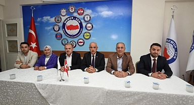 Ak Parti Heyeti’nden Memur-Sen Ziyareti