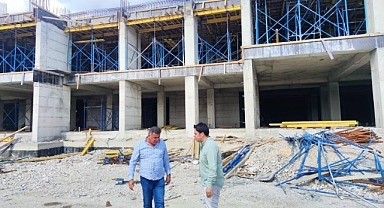 Dündar'dan Hükümet Konağı İnşaatına Yakın Takip