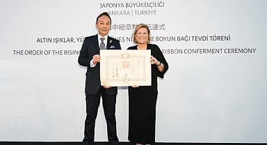 Güler Sabancı’ya Altın Işıklar, Yükselen Güneş Nişanı