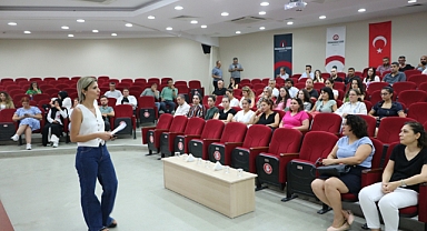 İSTE’de Eğitim Semineri Düzenlendi