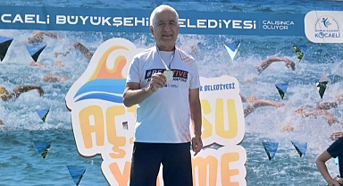 Köseoğlu, Yüzmede 5 Kilometreyi Birinci Tamamladı
