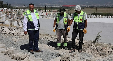 Mezarlıklarda Bakım Çalışmaları Sürüyor