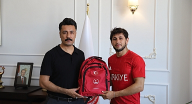 Şampiyon Önalan’dan Kaymakam Mehmet Sert’e Ziyaret