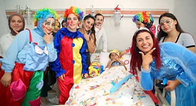 Tedavi Gören Çocuklara Moral Etkinliği Düzenlendi