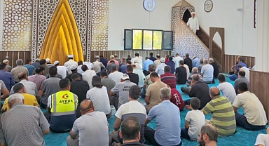 Topçu, Yahyalılı Mustafa Koyuncu Camii'nde Cuma Hutbesi Verdi