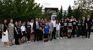 Yılmaz, Özel Simya Koleji'nin 30. Yıldönümü Programına Katıldı