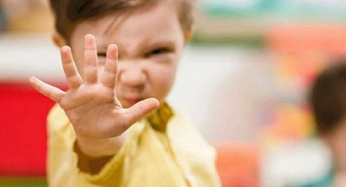 ÇOCUKLARIMIZ İDEAL ÇOCUKLUK YAŞAMIYOR