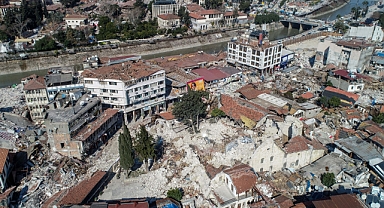 DEPREM HATAY’IN ZEMİNİNİ KAYDIRDI