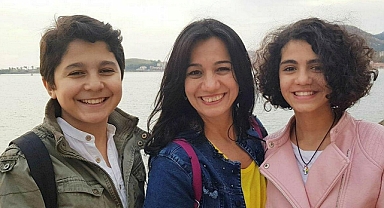 DEPREMDE ÖLEN OĞLUNUN ADINI VAKIFTA YAŞATIYOR