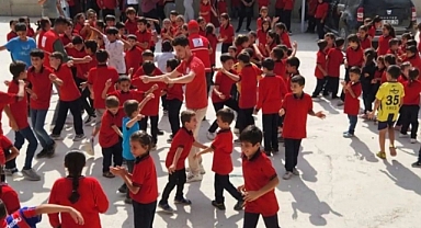 Kızılay, Öğrencilerin Yanında Olmaya Devam Ediyor