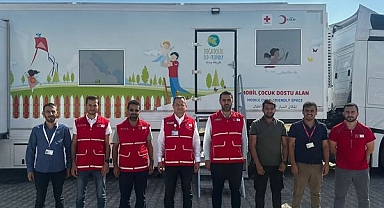 Türk Kızılayı Mobil Çocuk Dostu Alanı Hatay'da Hizmete Başladı