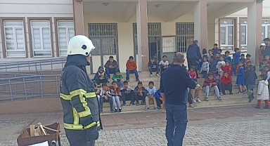 İTFAİYE, ÖĞRENCİLERE YANGIN EĞİTİMİ VERDİ
