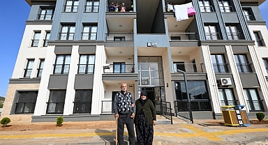 Konutlarına kavuşan afetzedeler kendilerini güvende hissediyor