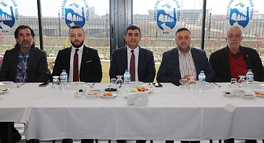 AK PARTİ GENÇLİK KOLLARI BASINLA BULUŞTU