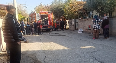 Ev yangınında bir kişi yanarak öldü
