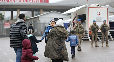 Suriyelilerin Hatay'daki sınır kapılarından ülkelerine dönüşü sürüyor