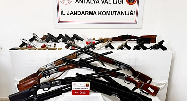 Uyuşturucu ve silah kaçakçılığı operasyonu düzenlendi