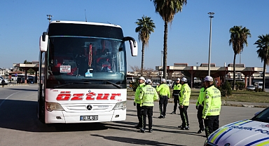 Yolcu Otobüslerinde Zorunlu Kış Lastiği Denetimi Yapıldı