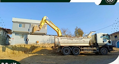 BAŞKAN SARI’DAN YARSELİ MAHALLESİ’NE HİZMET ATAĞI