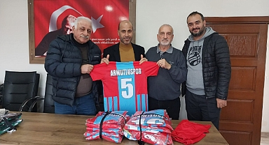 HATAY'DAKİ AMATÖR TAKIMLARA FORMA YARDIMI