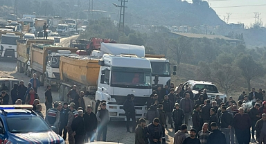 KARLISU'DA VATANDAŞLARDAN KAMYON İSYANI