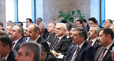 VALİ MASATLI VALİLER BULUŞMASINA KATILDI