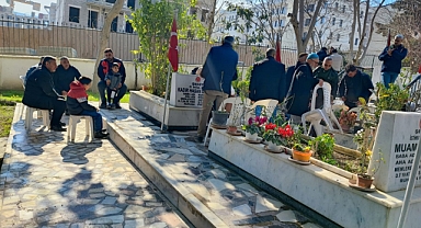 HATAYLI ŞEHİT MEZARI BAŞINDA ANILDI