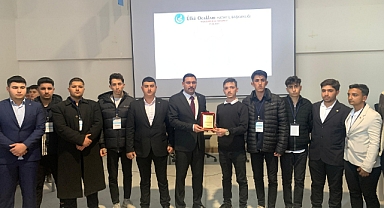 ÜLKÜCÜ GENÇLER BİLGİDE YARIŞTI
