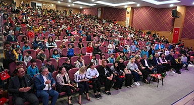 BELEN’DE ÇOCUKLAR GÖNÜLLERİNCE EĞLENDİ