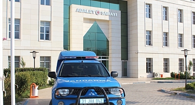 Depremde 169 Kişinin Öldüğü Konutların Yıkılmasına İlişkin 4 Sanığın Yargılanması Sürdü