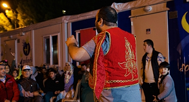 Down sendromlu çocuklar ve ailelerine iftar yemeği veriliyor